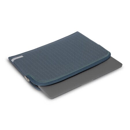 Moshi Protect Your 13In Macbook Pro/Air w/ Usb-C Port w/ This Custom Fit 99MO104534
